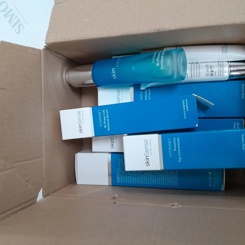 SKINSENSE HYDRATING DAY CREAM,POWERFUL EYE CONCENTRATE 9 ITEMS 