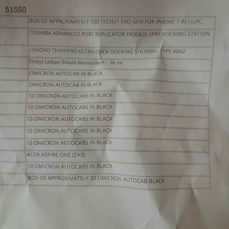 APPROXIMATELY 14 ASSORTED PRODUCTS TO INCLUDE; TOSHIBA ADVANCED PORT REPLICATOR, OMICRON AUTOCABS AND ACER ASPIRE ONE