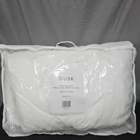 DUSK ANTI-ALLERGY PILLOW – MEDIUM STANDARD (FEELS LIKE DOWN) 1 PAIR