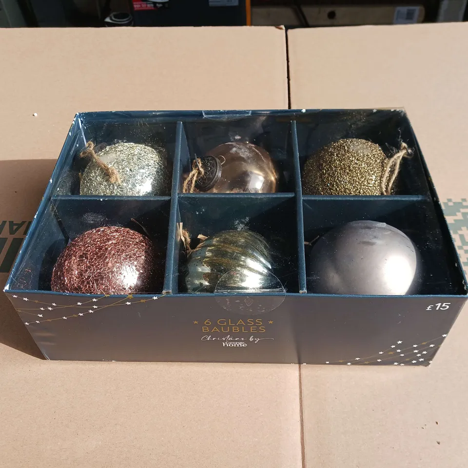 4 BOXES OF 6 GLASS CHRISTMAS BAUBLES BY GEORGE HOME 