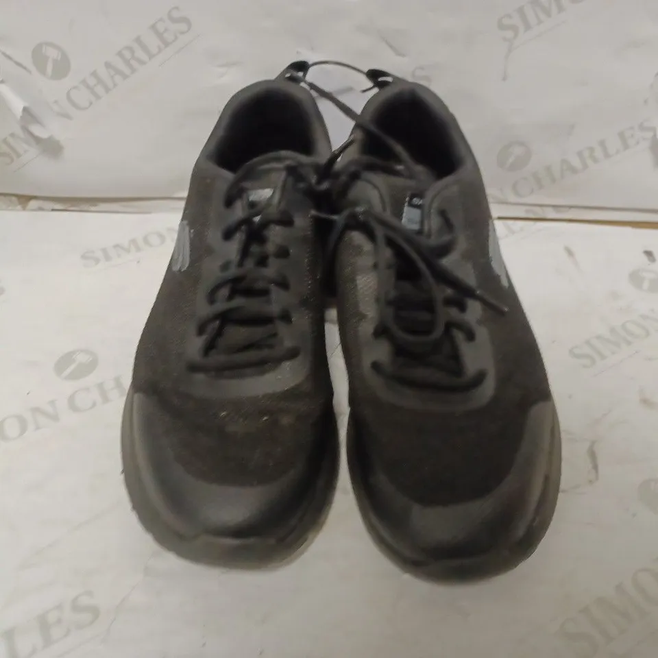SKECHERS MEN'S TRACK RIPKENT LACE UP TRAINER IN BLACK - UK 10