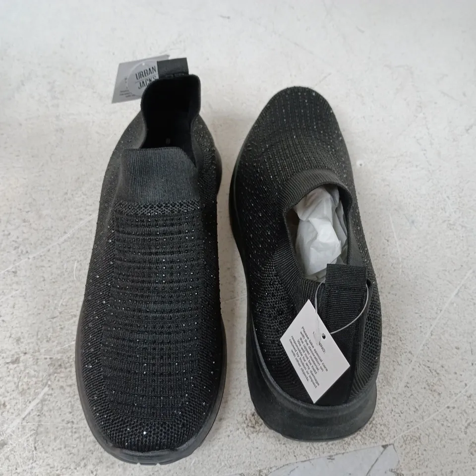 BOXED PAIR OF URBAN JACKS COCKTAIL SHOES IN BLACK - SIZE 8