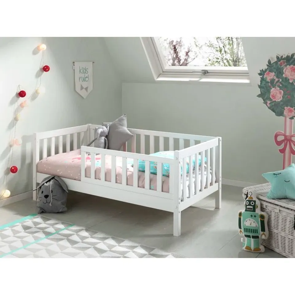 BOXED COT BED/TODDLER (70 X 140CM) BED FRAMES BY VIPACK (1 BOX)