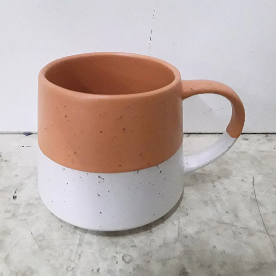 BOXED TWO TONE FLECKED BELLY MUG - BURNT ORANGE