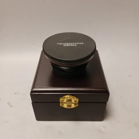 BOXED CRYSTAL VISION LIMITED EDITION WIDE ANGLE LENS 52MM