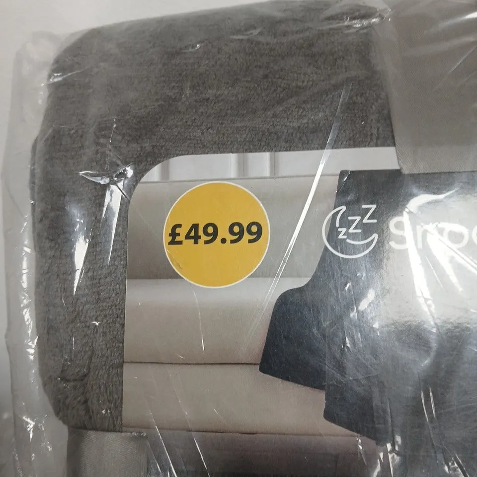 SNOOZEVILLE THROW SOFT & COSY, 150 X 200 CM, 100% POLYESTER
