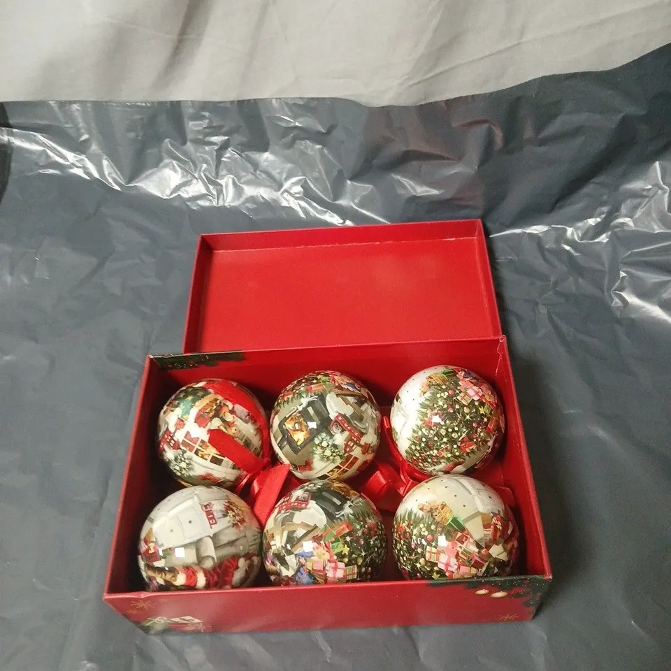 SET OF SIX CHRISTMAS BAUBLES IN RED GIFT BOX – FESTIVE TREE ORNAMENTS