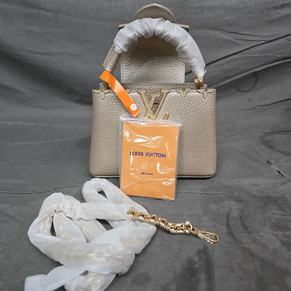 LOUIS VUITTON HANDBAG WITH GOLD-TONE HARDWARE – BEIGE/TAUPE, CHAIN STRAP