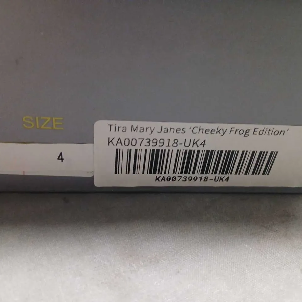 KOI TIRA MARY JANES CHEEKY FROG EDITION – KID'S GREEN PATENT, UK4