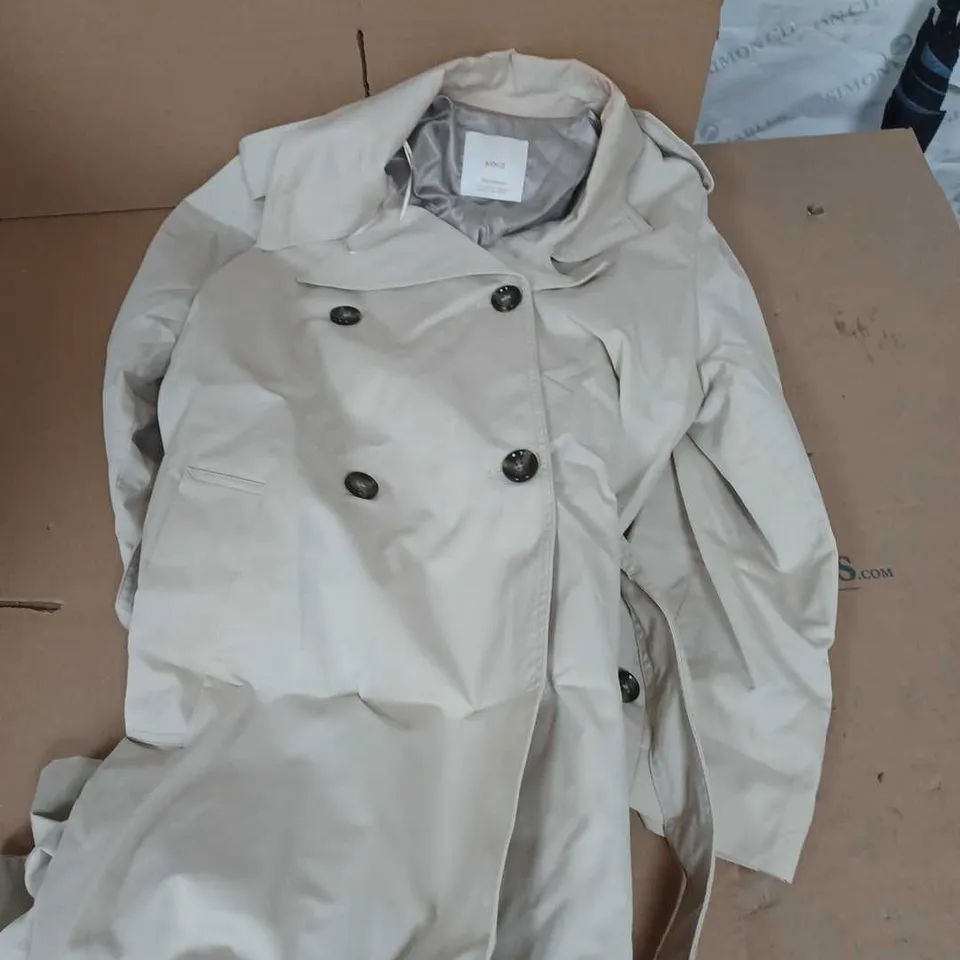 MNG BUTTON UP TRENCH COAT IN KHAKI - XL