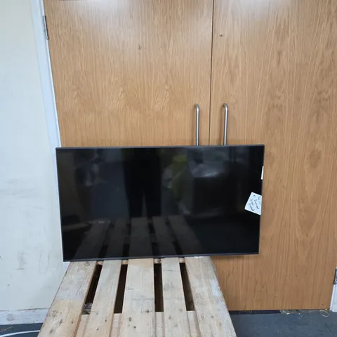 LG 50UP77006LB 50-INCH TV CRACKED DAMAGED SCREEN NO STAND OR REMOTE .