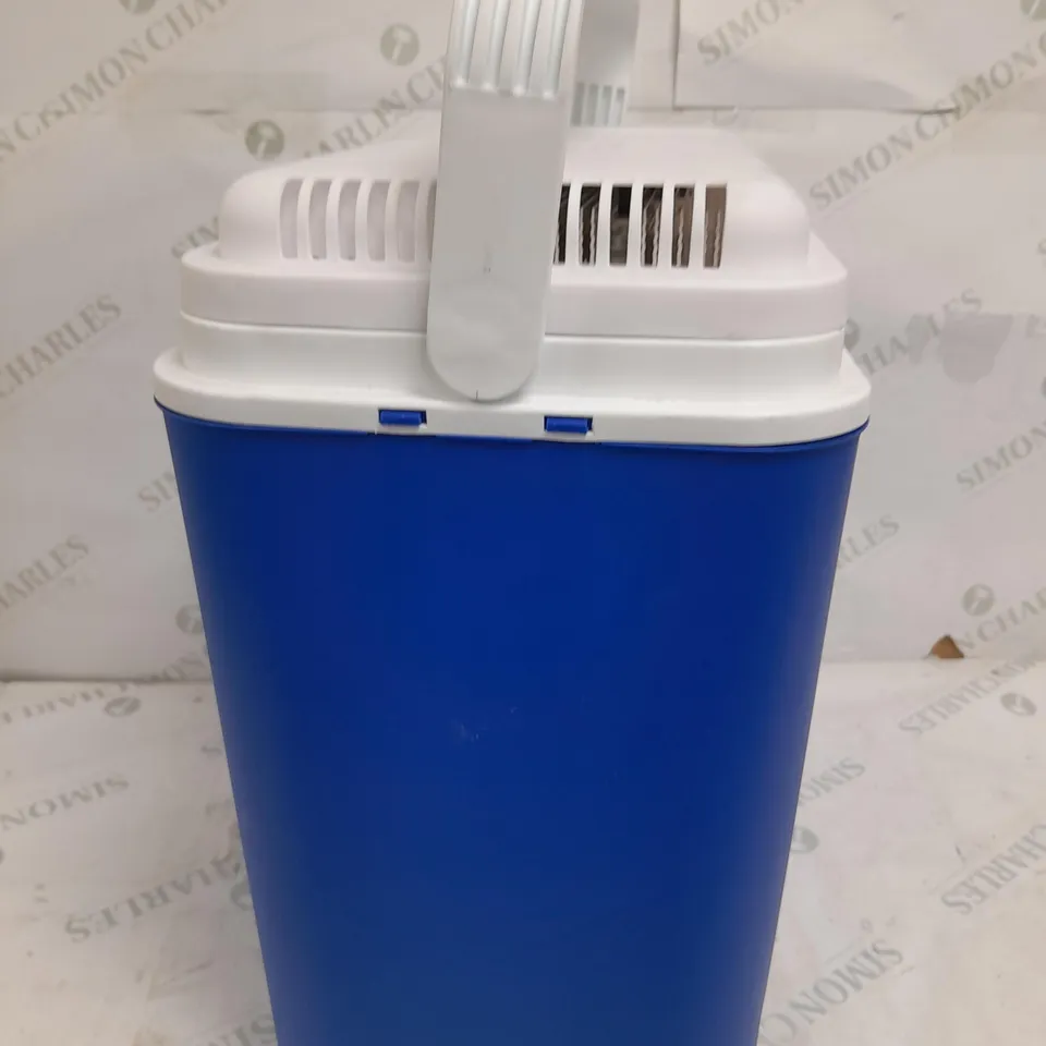 BLUE UNBRANDED COOLER 