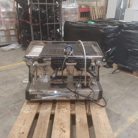 RANCILIO CLASSE 7 COMMERCIAL 2 GROUP COFFEE MACHINE