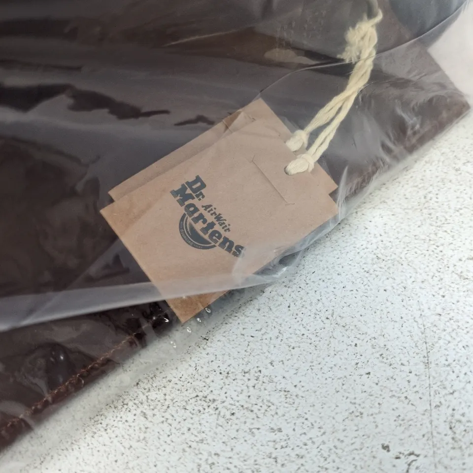 DR. MARTENS LEATHER TOTE BAG CROSSBODY LAPTOP COMPARTMENT