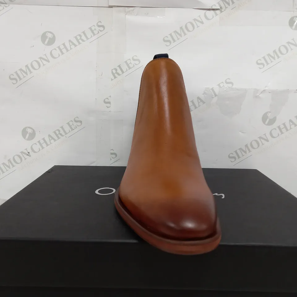 BOXED PAIR OF OILVERSWEENEY TAN ALLEGRO CHELSEA BOOT - UK 8 