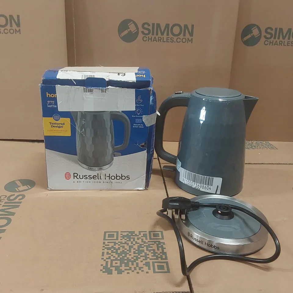 BOXED RUSSELL HOBBS 26053 RUSSELL HOBBS KETTLE 