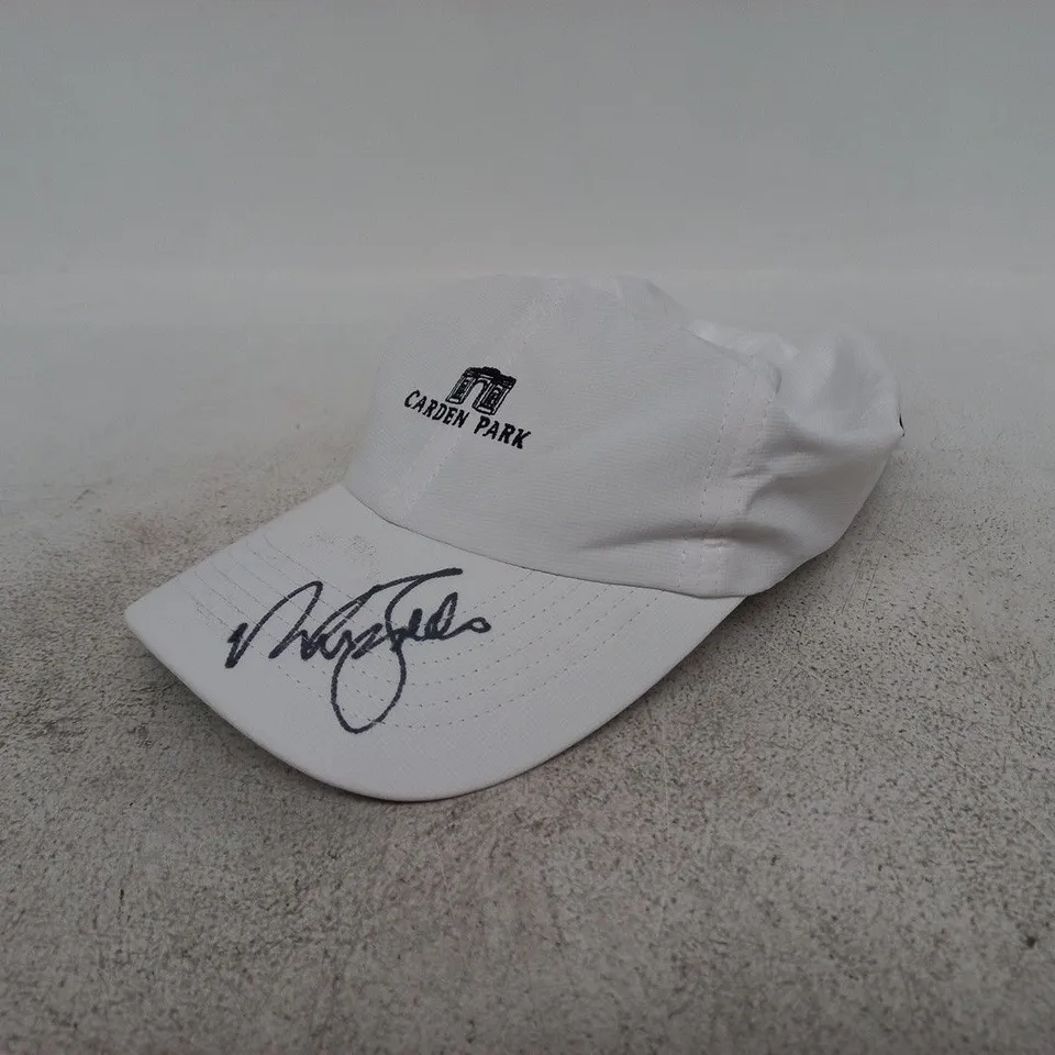 GARDEN PARK SIGNED CAP IN WHITE - ONE SIZE
