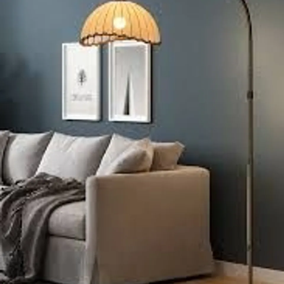 BOXED VINTAGE STYLE FLOOR LAMP WITH FABRIC LAMPSHADE AND BASE (1 BOX)
