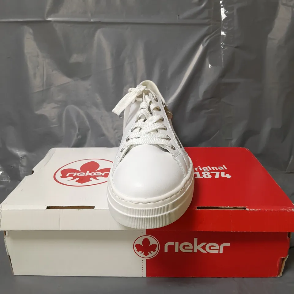 RIEKER LEATHER PLATFORM TRAINERS WHITE SIZE 8