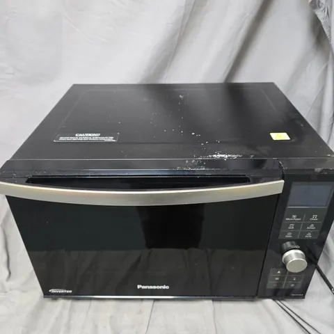 PANASONIC 3-IN-1 COMBINATION MICROWAVE OVEN WITH GRILL - NN-DF386B