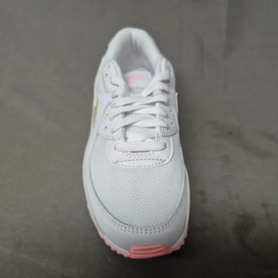 BOXED PAIR OF NIKE WOMEN'S AIR MAX 90 SHOES IN WHITE/GREEN/PINK UK SIZE 5.5