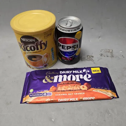 APPROXIMATELY 10 ASSORTED FOOD & DRINK ITEMS TO INCLUDE - PEPSI MAX MANGO , SNYDERS FILLED PIECES REAL PEANUT BUTTER ETC