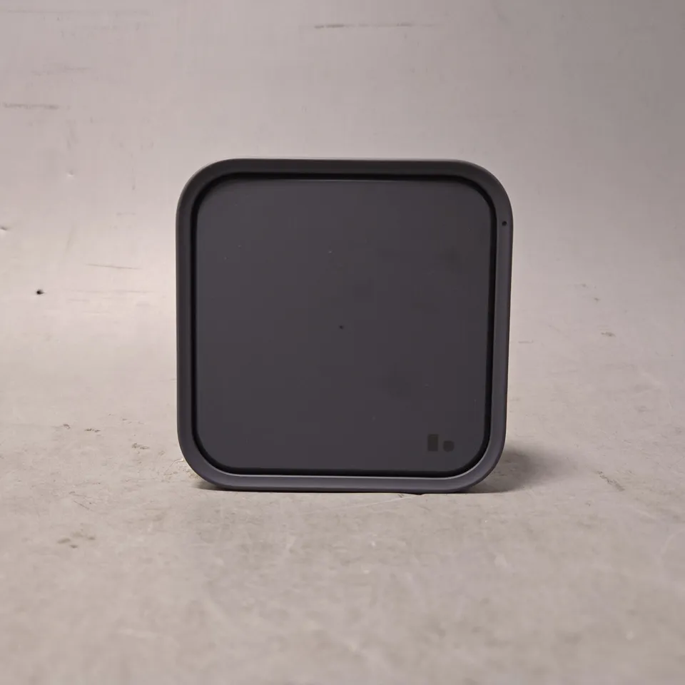 BOXED SAMSUNG SUPER FACE WIRELESS CHARGER 