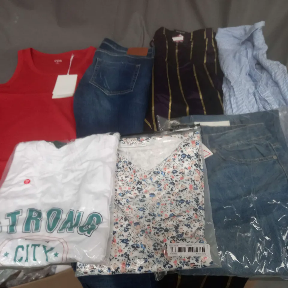 LARGE QUANTITY OF ASSORTED CLOTHING ITEMS TO INCLUDE COS, BOOHOO AND AUTOGRAPH