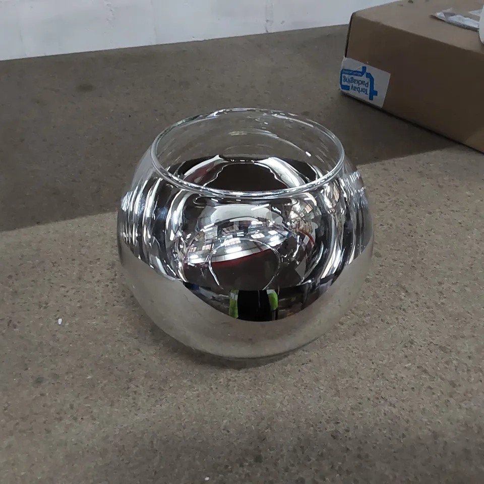 BOXED 18cm H GLASS SPHERE PENDANT SHADE 