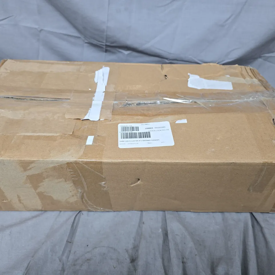 LOCK & LOCK SET OF GLASSWARE CONTAINERS