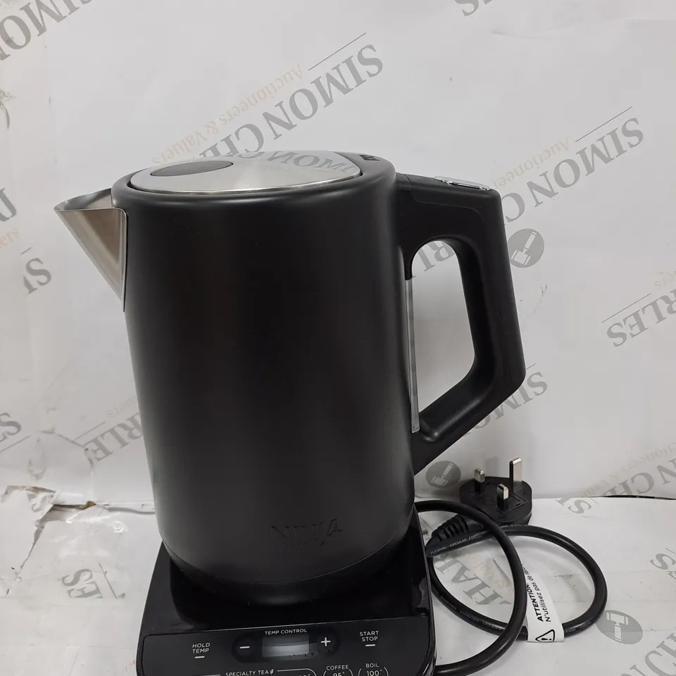 BOXED NINJA PERFECT TEMPERATURE KETTLE KT200UK