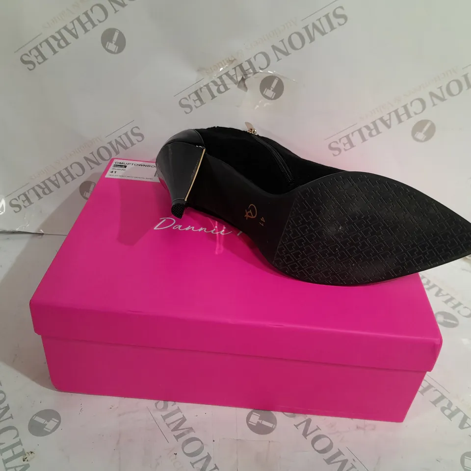 RIEKER LACE UP ANKLE BOOT 6.5