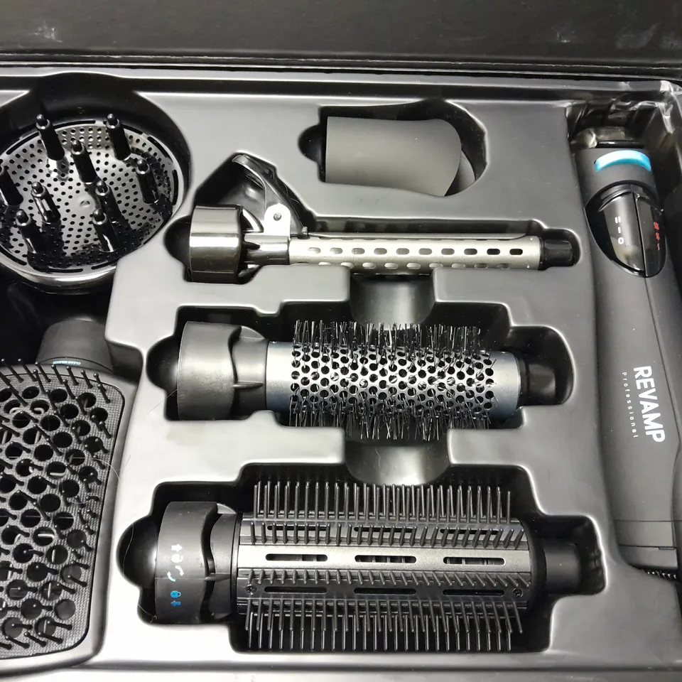 BOXED REVAMP PROGLOSS 6 IN 1 AIRSTYLER RRP £79.99