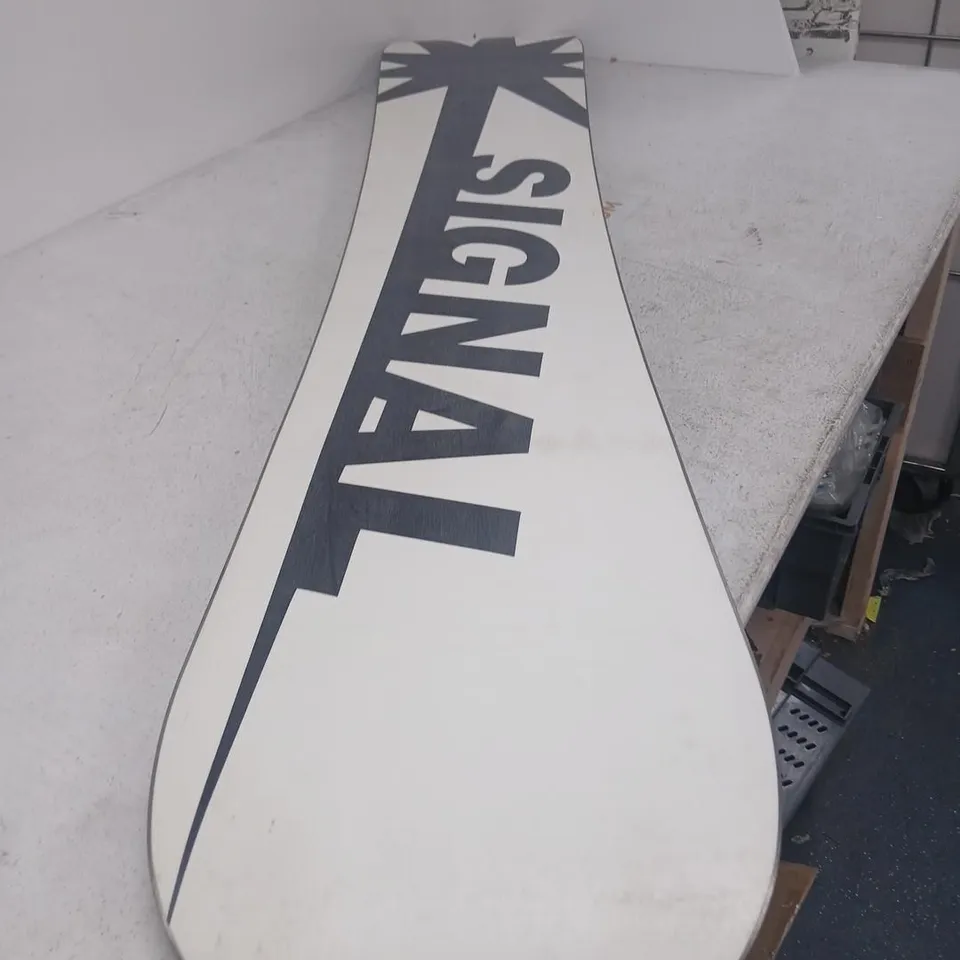 SIGNAL SNOWBOARD 162 CM – HAND-PRINTED GRAPHIC (MADE IN CALIFORNIA)