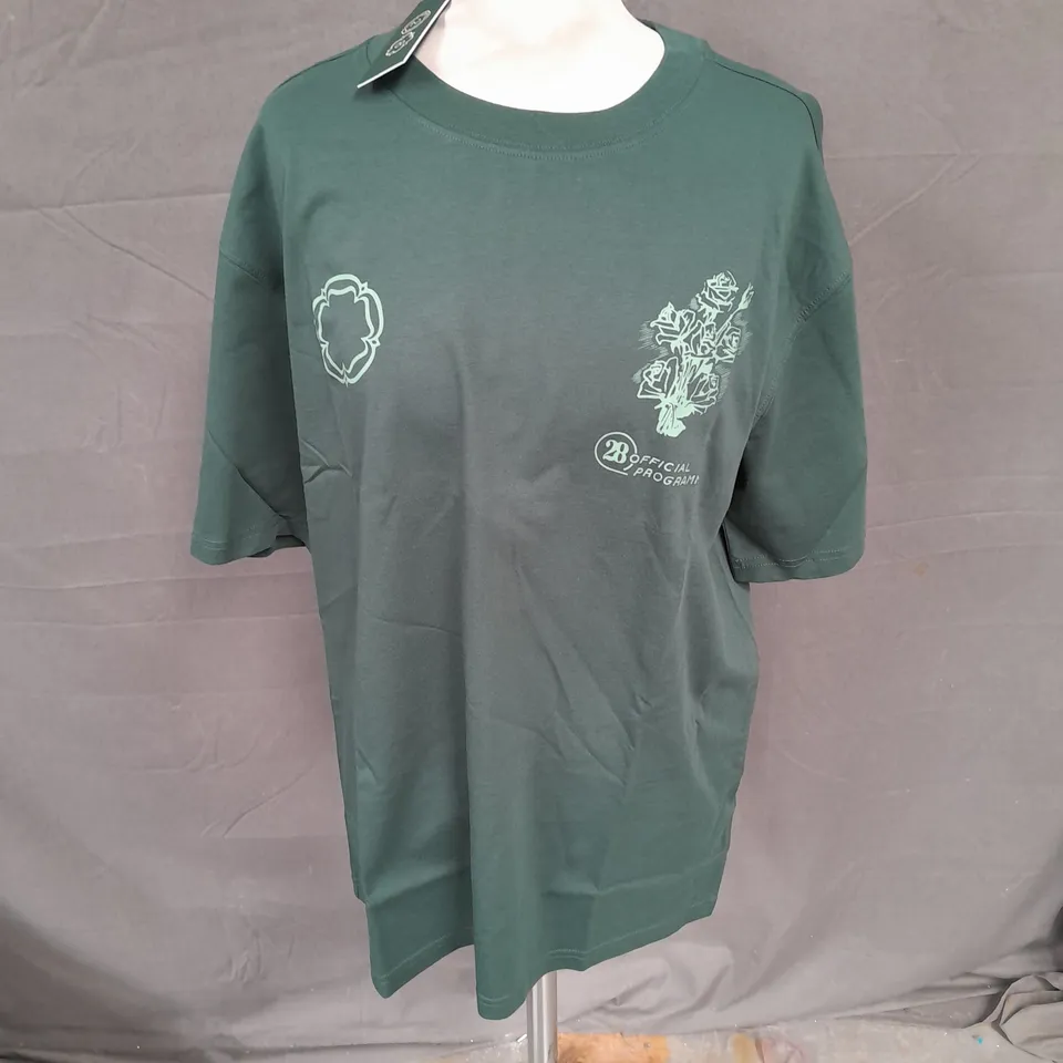 28 PRINTED TSHIRT IN GREEN SIZE M
