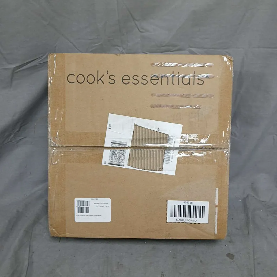 COOK'S ESSENTIALS CAST ALUMINUM CASSEROLE PAN