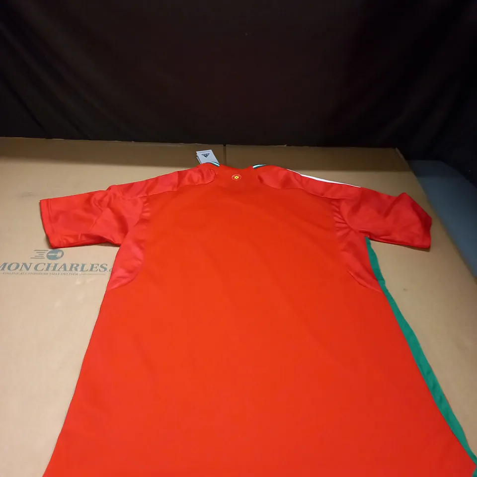 WALES NATIONAL TEAM HOME SHIRT SIZE M