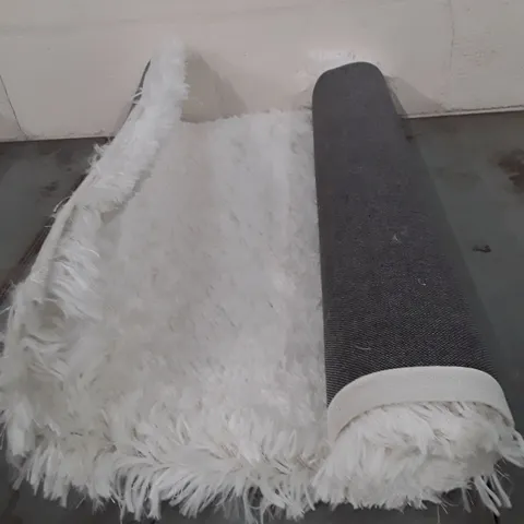 BRAND NEW PACO HOME AMUKAL RUG CREAM 2'3" X 4'11"