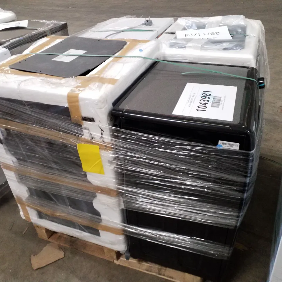 PALLET CONTAINING APPROXIMATELY 4 RAW ELECTRICAL ITEMS TO INCLUDE: