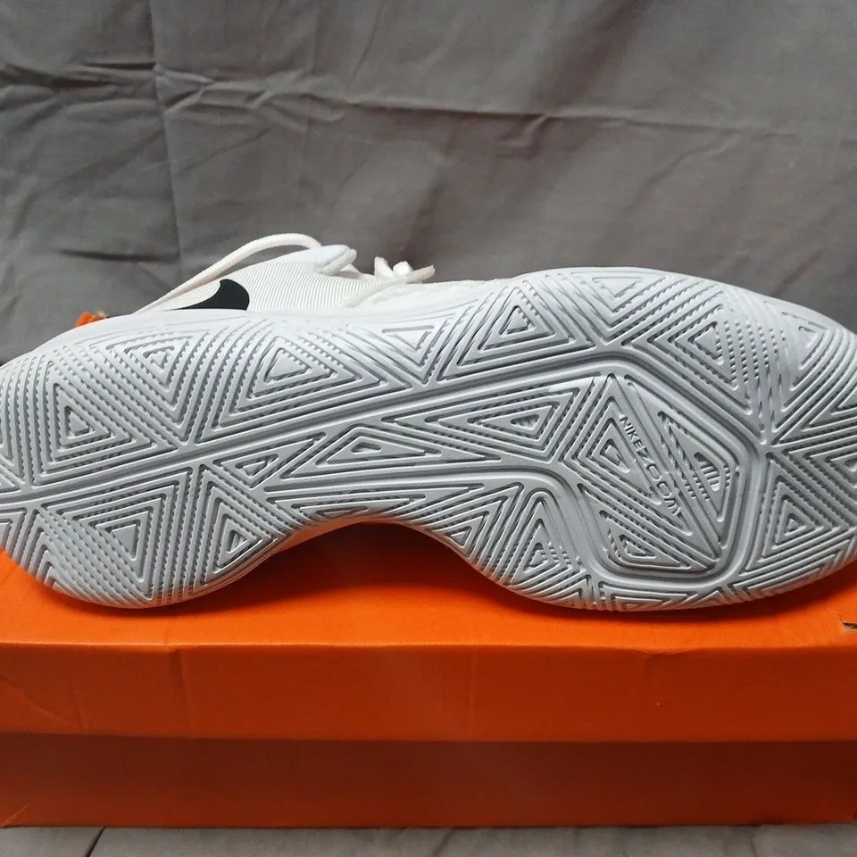 BOXED NIKE ZOOM HYPERSPEED COURT SNEAKERS – WHITE/GREY, MEN'S UK9 (EU44)