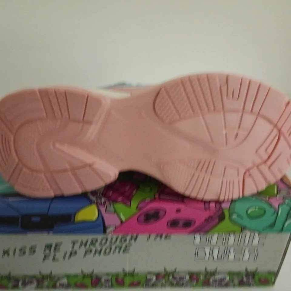 BOXED PAIR OF KOI STARLET RUFFLE BALLET MARY JANES PINK – UK SIZE 6