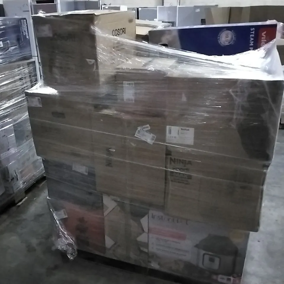 PALLET OF APPROXIMATELY 31 UNPROCESSED RAW RETURN HOUSEHOLD AND ELECTRICAL GOODS TO INCLUDE;