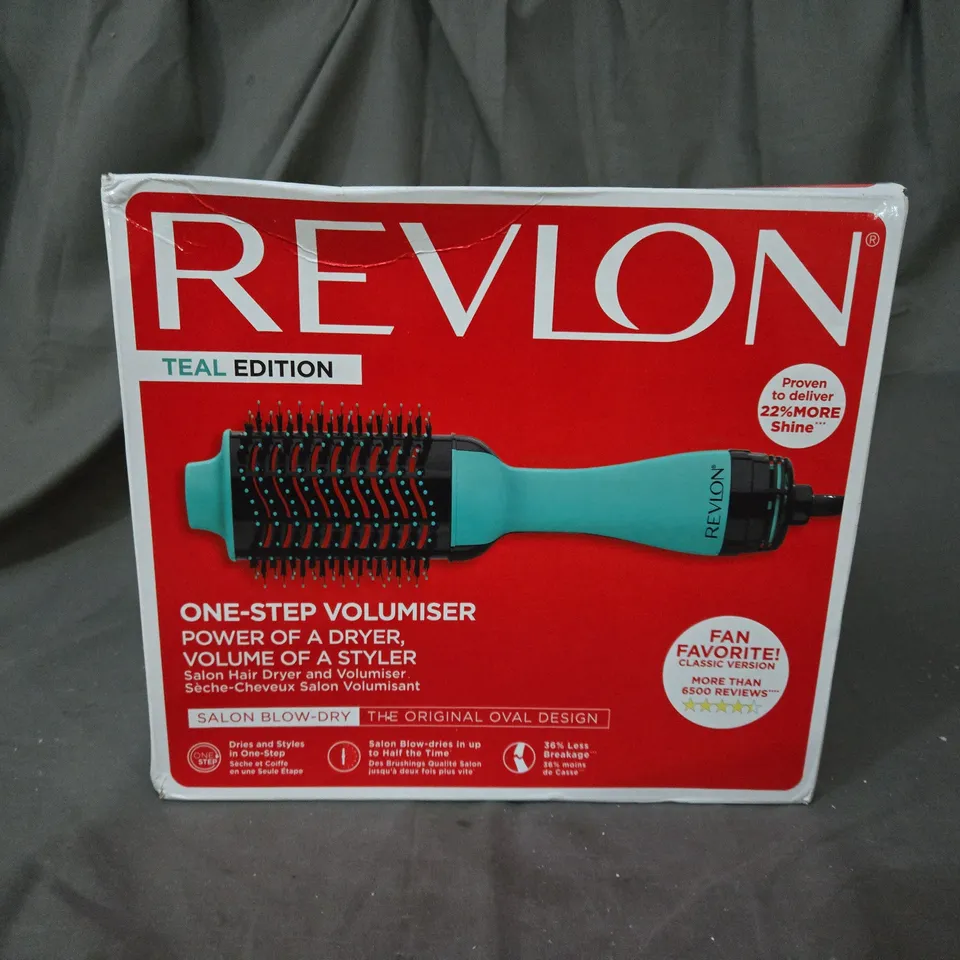 BOXED REVLON SALON HAIR DRYER AND VOLUMISER - TEAL RRP £49.99