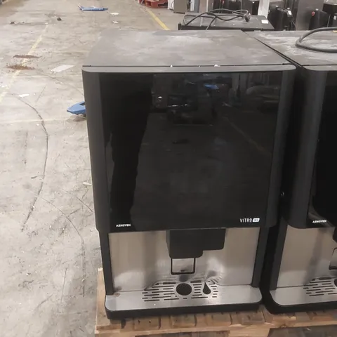 COFFETEK VITRO S5 COMMERCIAL COFFEE VENDING MACHINE