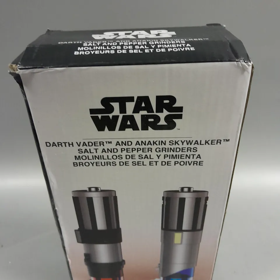 BOXED STAR WARS DARTH VADER AND ANAKIN SKYWALKER SALT AND PEPPER GRINDERS