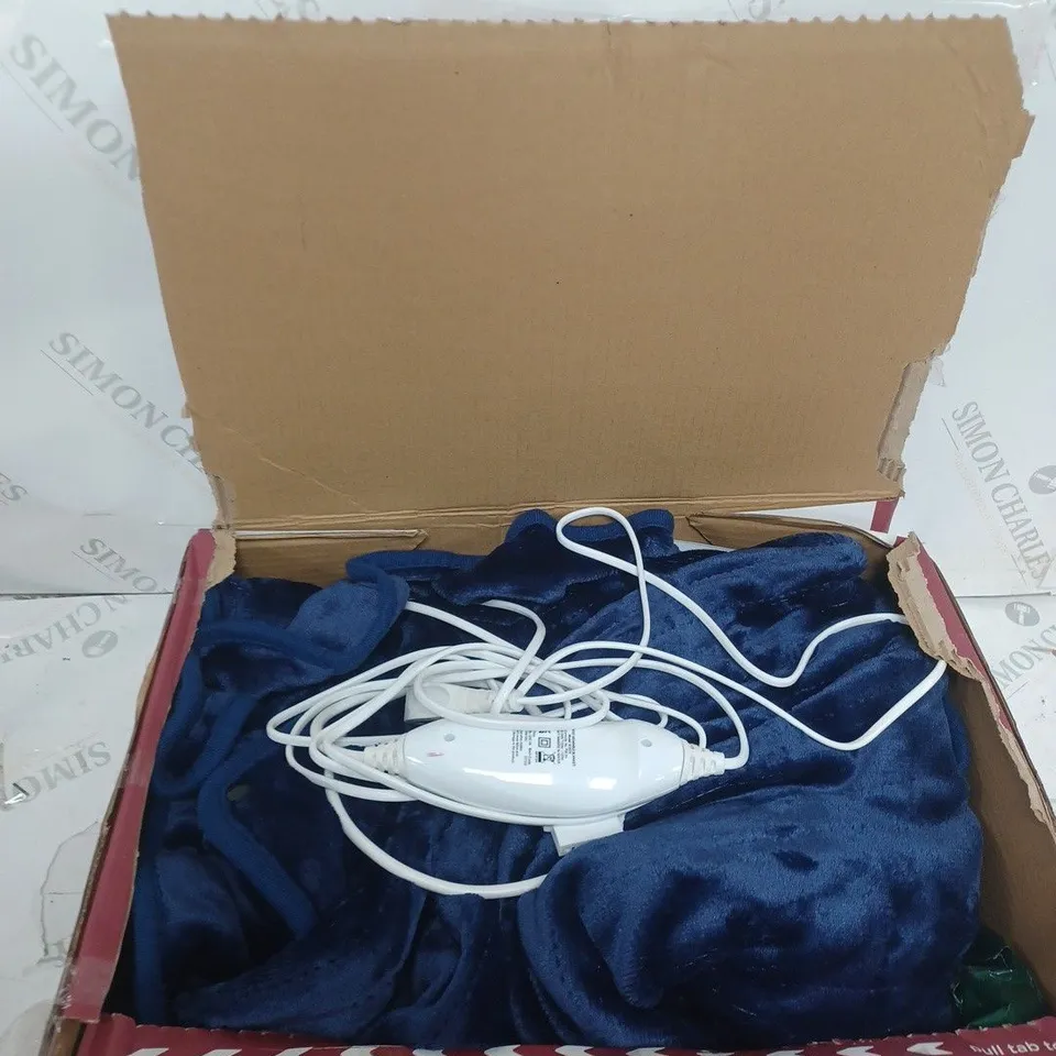 COZEE HOME HEATED PLUSH WEARABLE TV BLANKET IN NAVY