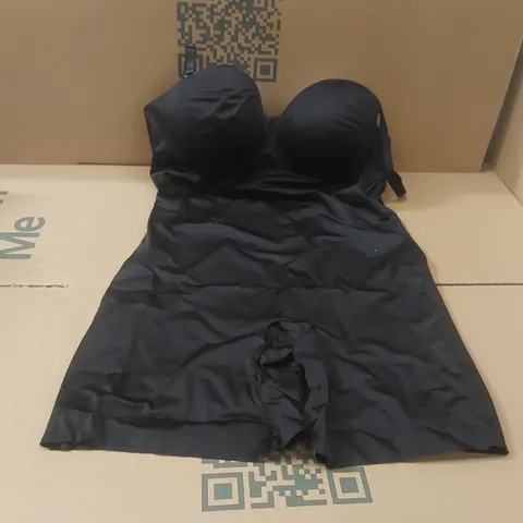 BOX CONTAINING APPROXIMATELY 3x BRAND NEW MAGISCULPT BLACK BODYSUITS - SIZE 38E