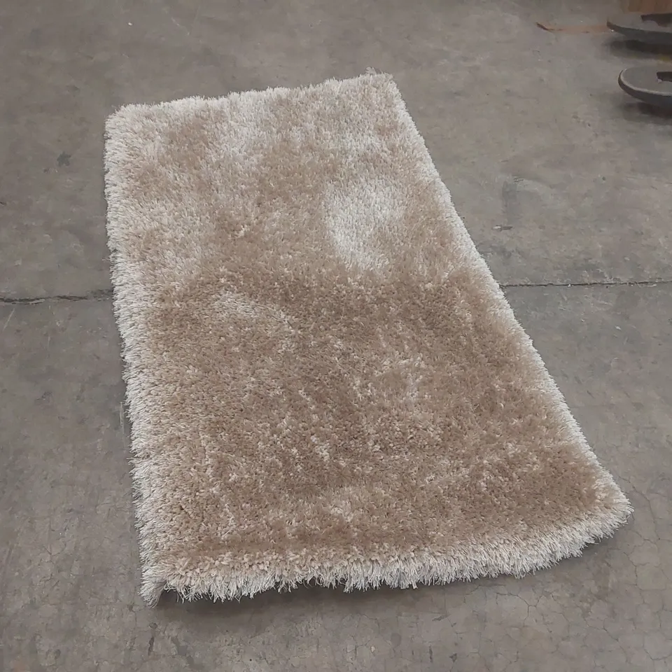 BEIGE SHAGGY RUG, RECTANGULAR - APPROXIMATELY 150 X 80CM