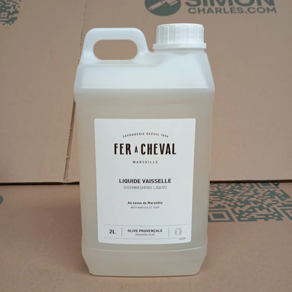 TOTE OF APPROXIMATELY 10 ITEMS INCLUDING FER A CHEVAL DISHWASHING LIQUID, DAISY CHAINS RED DIFFUSER AND AMBER DISINFECTANT CLEANER
