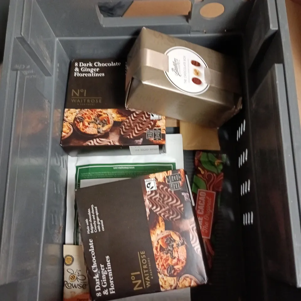APPROXIMATELY 12 ASSORTED FOOD AND DRINKS ITEMS TO INCLUDE - FRUIT PASTILLES LOLLIES SWEETS, TOBLARONE BAR, HONEY HOOPS CEREAL ETC 